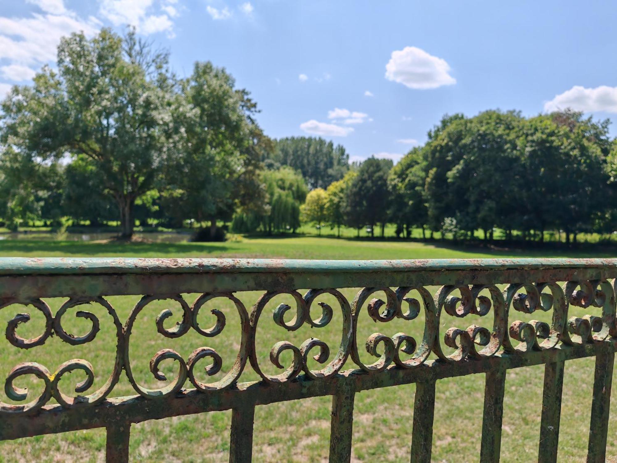 Domaine De L'Isle Maniere Saint-Quentin-sur-le-Homme Exterior foto